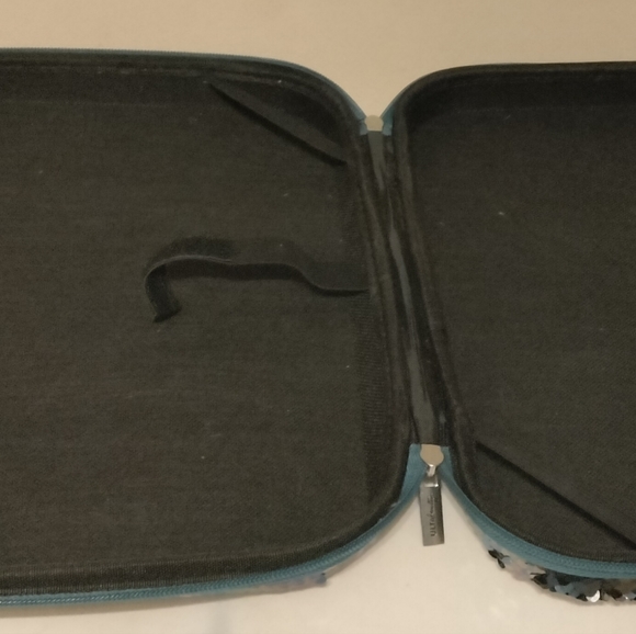 Ulta Beauty Make up Kit - Picture 3 of 3